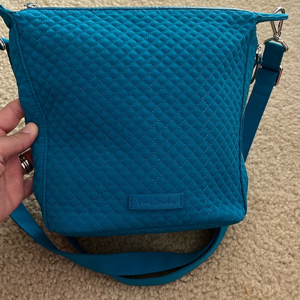 Vera Bradley Hobo 4 pocket purse like new